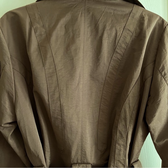 Ambition Trench coat - Picture 8 of 14